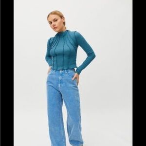 Urban outfitters blue long sleeve crop